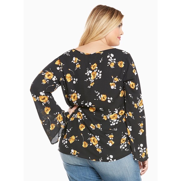 Torrid Floral Print V-Neck Georgette Blouse - Picture 2 of 7